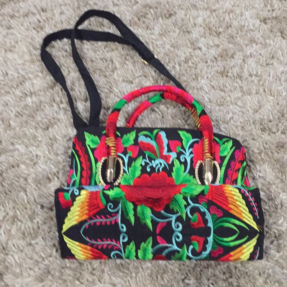 New handmade embroidered purse with long s…
